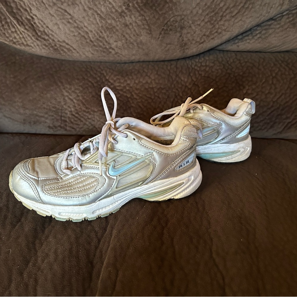 Women's Nike Air Silver Athletic Shoes, size 7 1/2